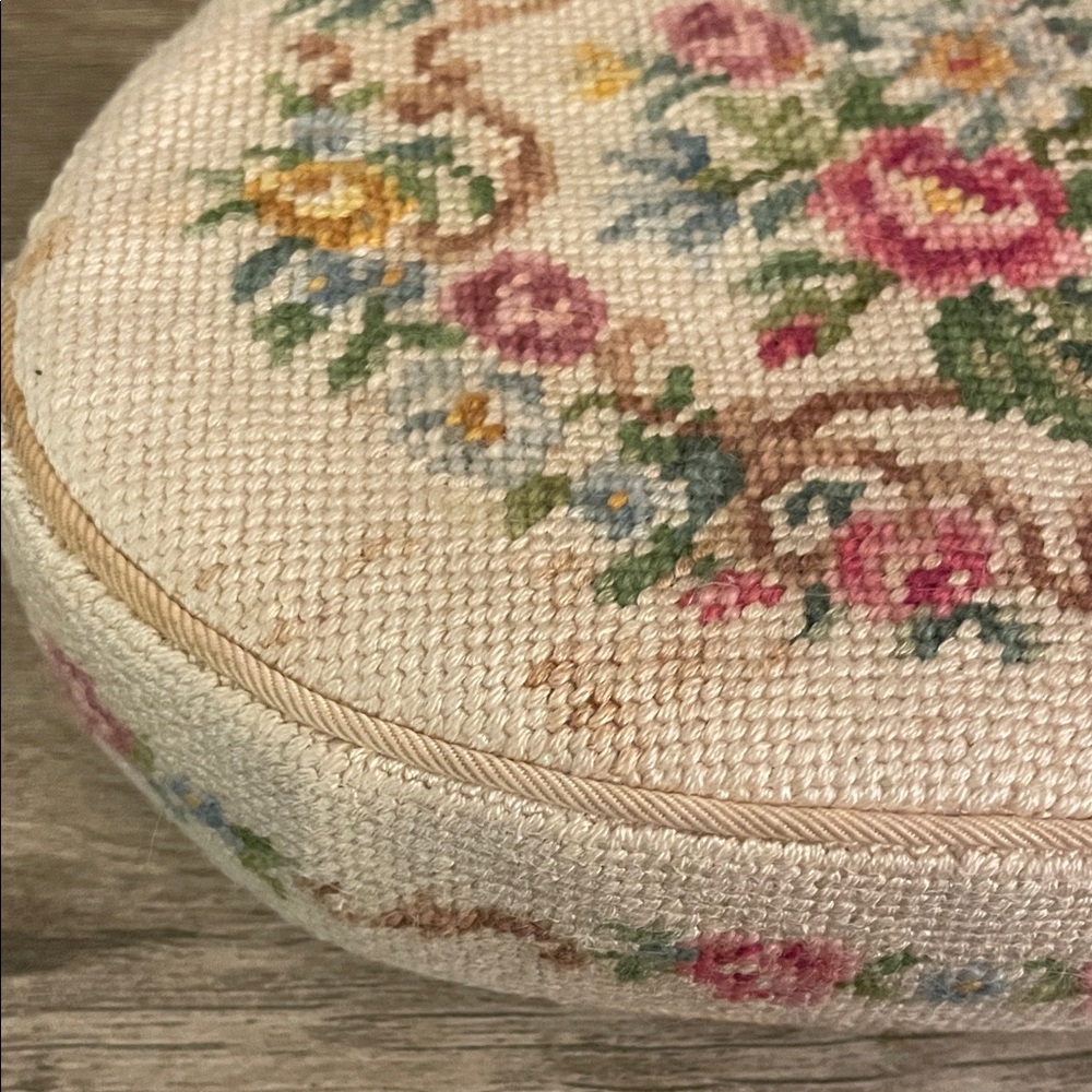 Vintage Floral Needlepoint Purse - Picture 3 of 12